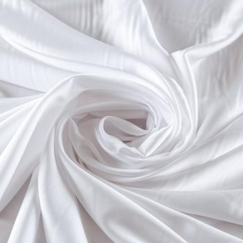 Шелк синтетический 065-08989 белый однотонный