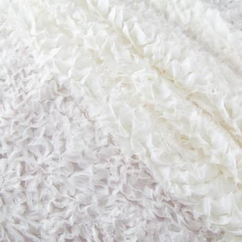 Сетка с объемной вышивкой 050-20041 молочный