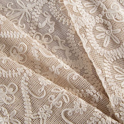 Вышивка на сетке Dolce&Gabbana 050-20052 экрю