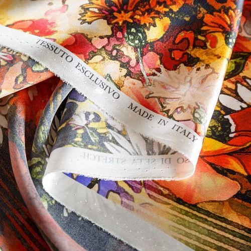 Шелк натуральный К23-178 красный принтованный