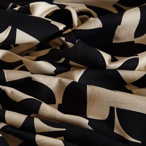 Штапель 069-17437 черно-молочный принтованный