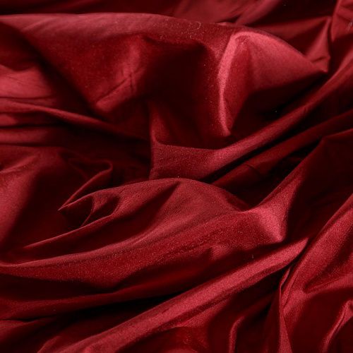 Дикий шелк 016-04907 рубиновый однотонный