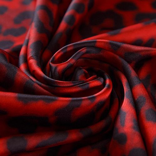 Шелк синтетический 065-13925 красный принтованный