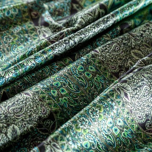 Шелк натуральный К01-0021 зеленый принтованный