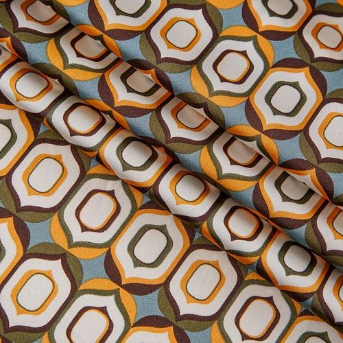 Шелк синтетический 065-13790 молочный принтованный