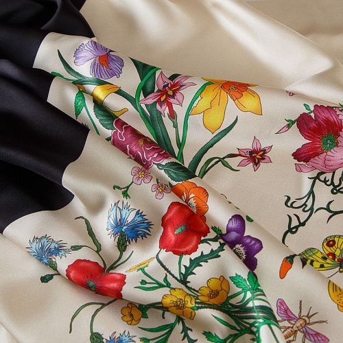 Шелк твил Gucci Flora платочный купон 064-19152 черный бордюр