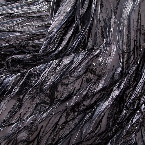 Сетка с вышивкой и пером 050-19877 черный/серебро