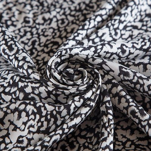 Штапель 069-17029 черный принтованный