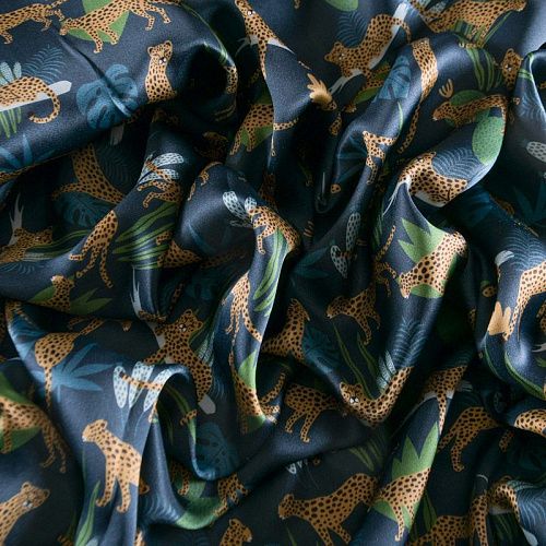 Шелк натуральный 064-12193 темно-синий принтованный